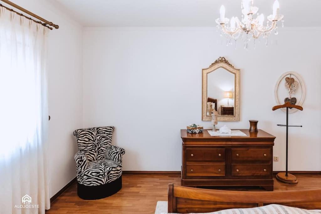 Casa Do Patio - 3 Bedrooms, Ponte Rol Torres Vedras Εξωτερικό φωτογραφία