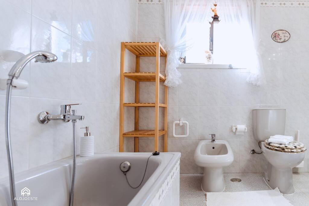 Casa Do Patio - 3 Bedrooms, Ponte Rol Torres Vedras Εξωτερικό φωτογραφία