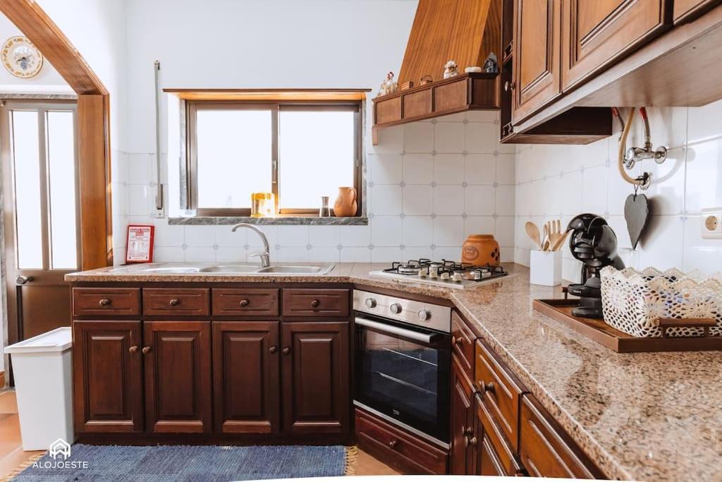 Casa Do Patio - 3 Bedrooms, Ponte Rol Torres Vedras Εξωτερικό φωτογραφία